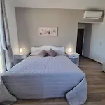 مزرعة للإقامة Monte Oliveto *