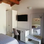 Monte Oliveto مزرعة للإقامة بالاتزو