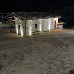 مزرعة للإقامة Monte Oliveto بالاتزو