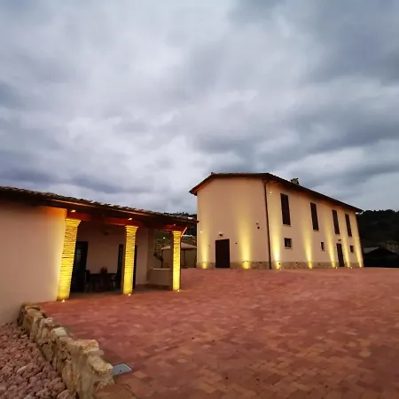 Monte Oliveto * Palazzo (Umbria)