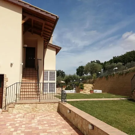 Çiftlik konaklama Monte Oliveto Palazzo (Umbria)